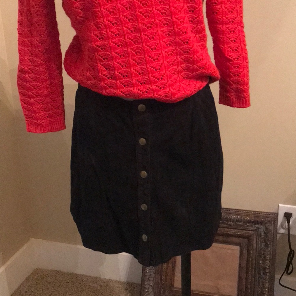 100% Suede Joie button up skirt XS